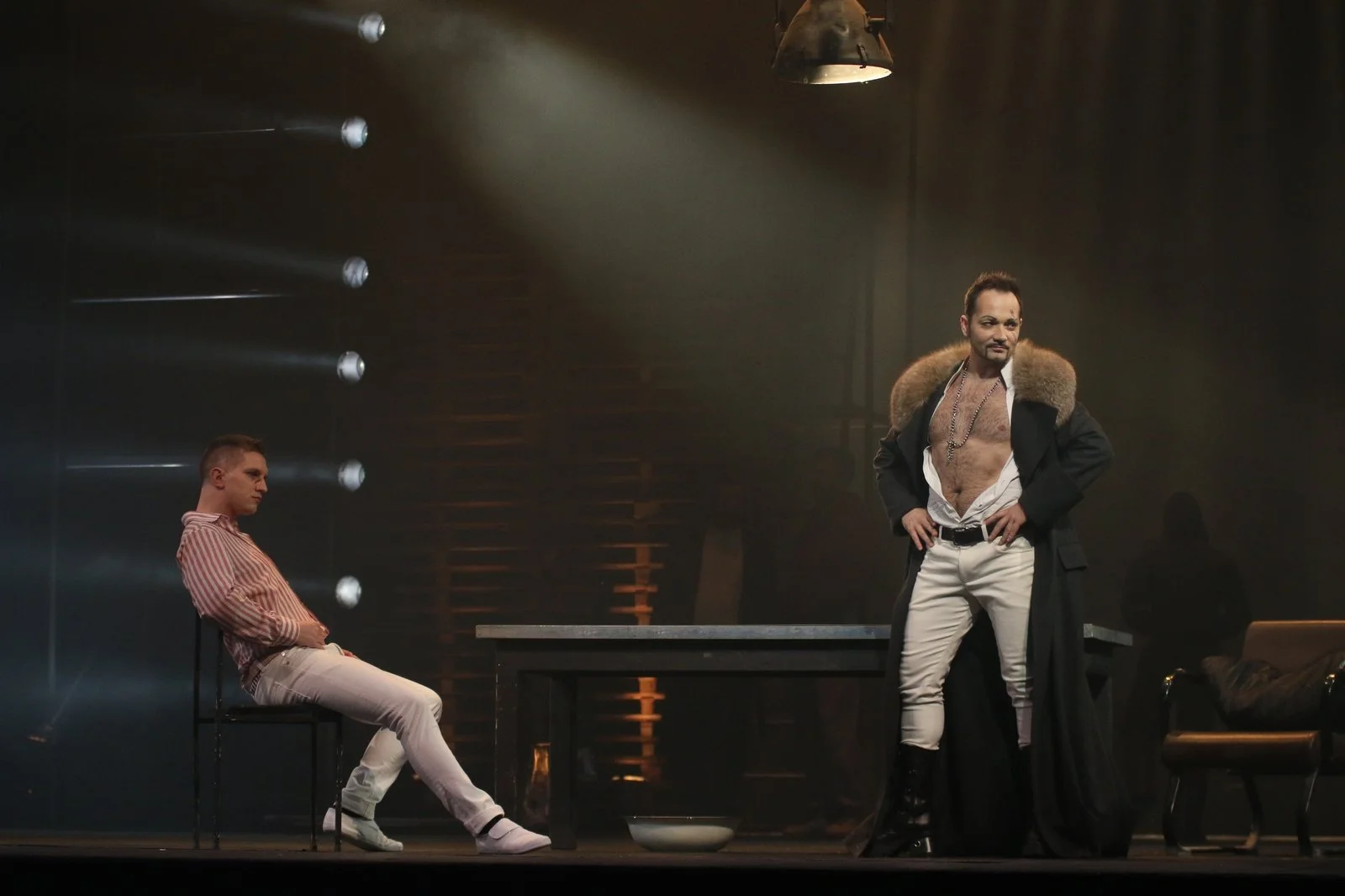 A Page (Ivan Kruljac) and Duke of Mantua (Aljaž Farasin)