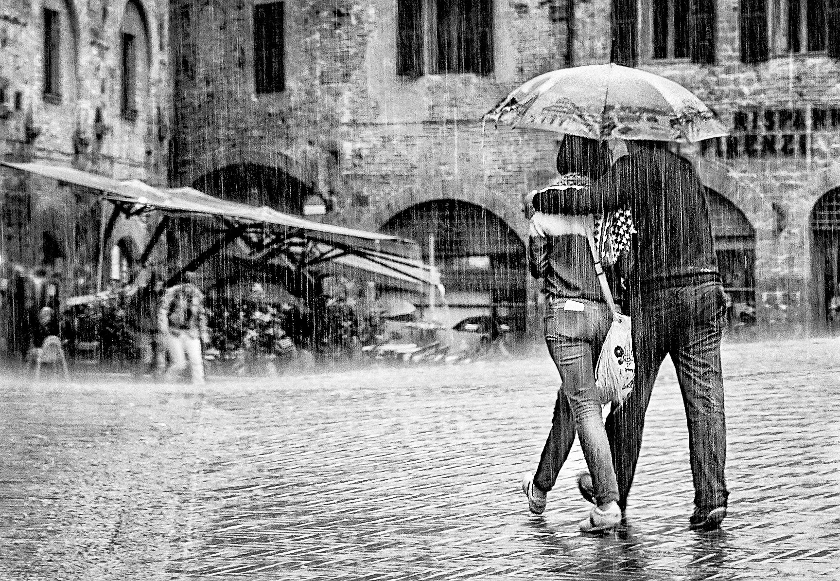 RainyCouple3-2.jpg
