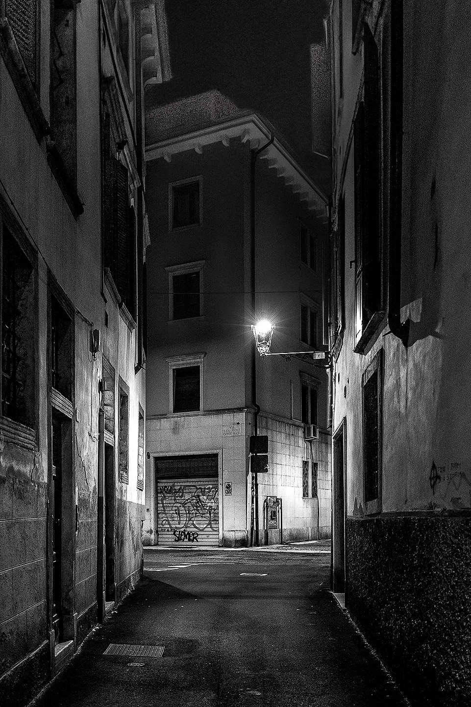 Alley20.jpg