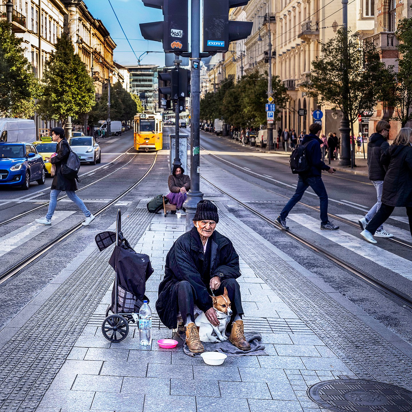 BeggarAndDog20-2.jpg