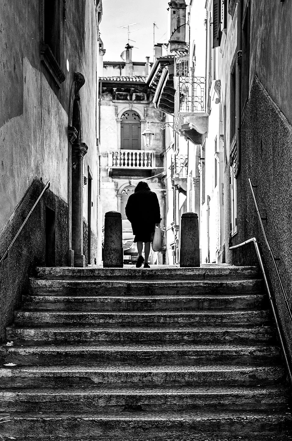 WomanAndStairs20.jpg