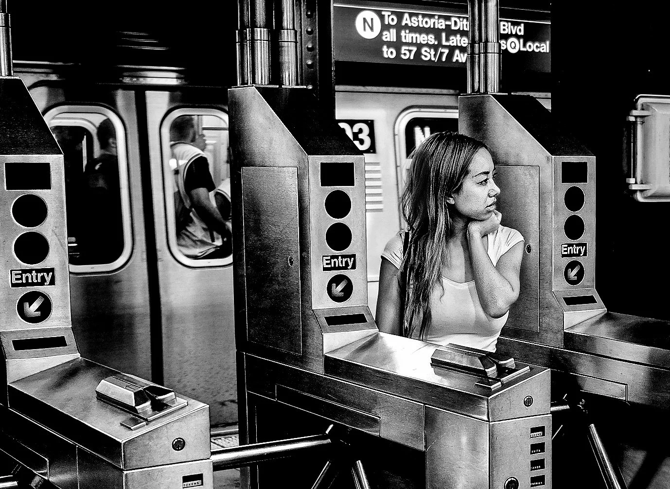 SubwayGirl19.jpg