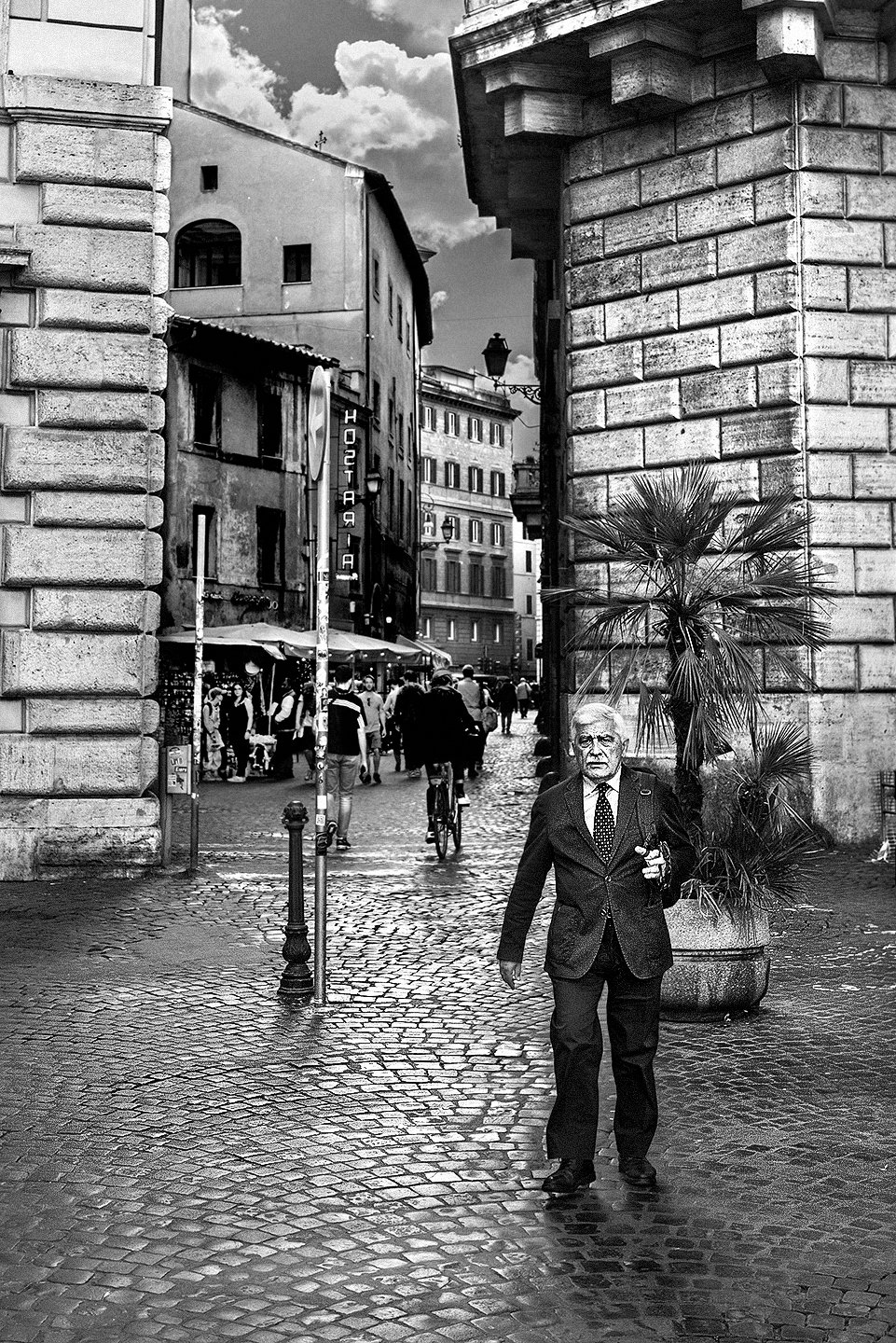 ItalianMan20-2.jpg