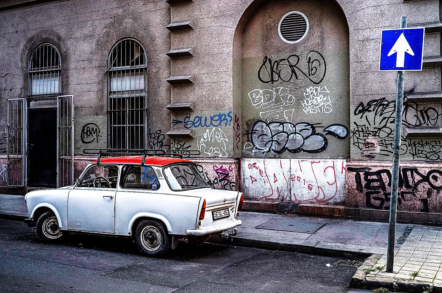 Car24-2.jpg