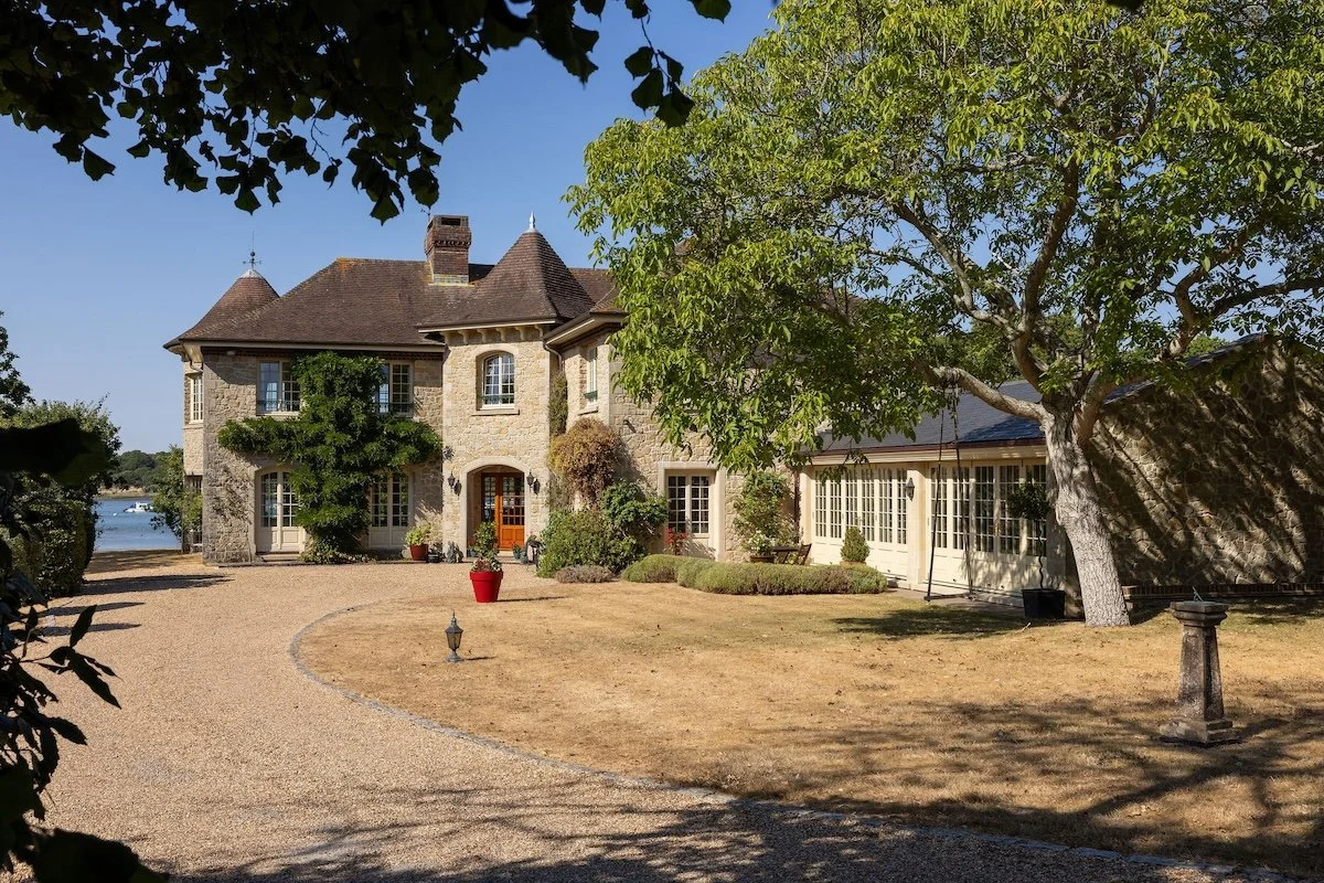 stone-country-estate-swimming-pool-extension-chichester.jpg