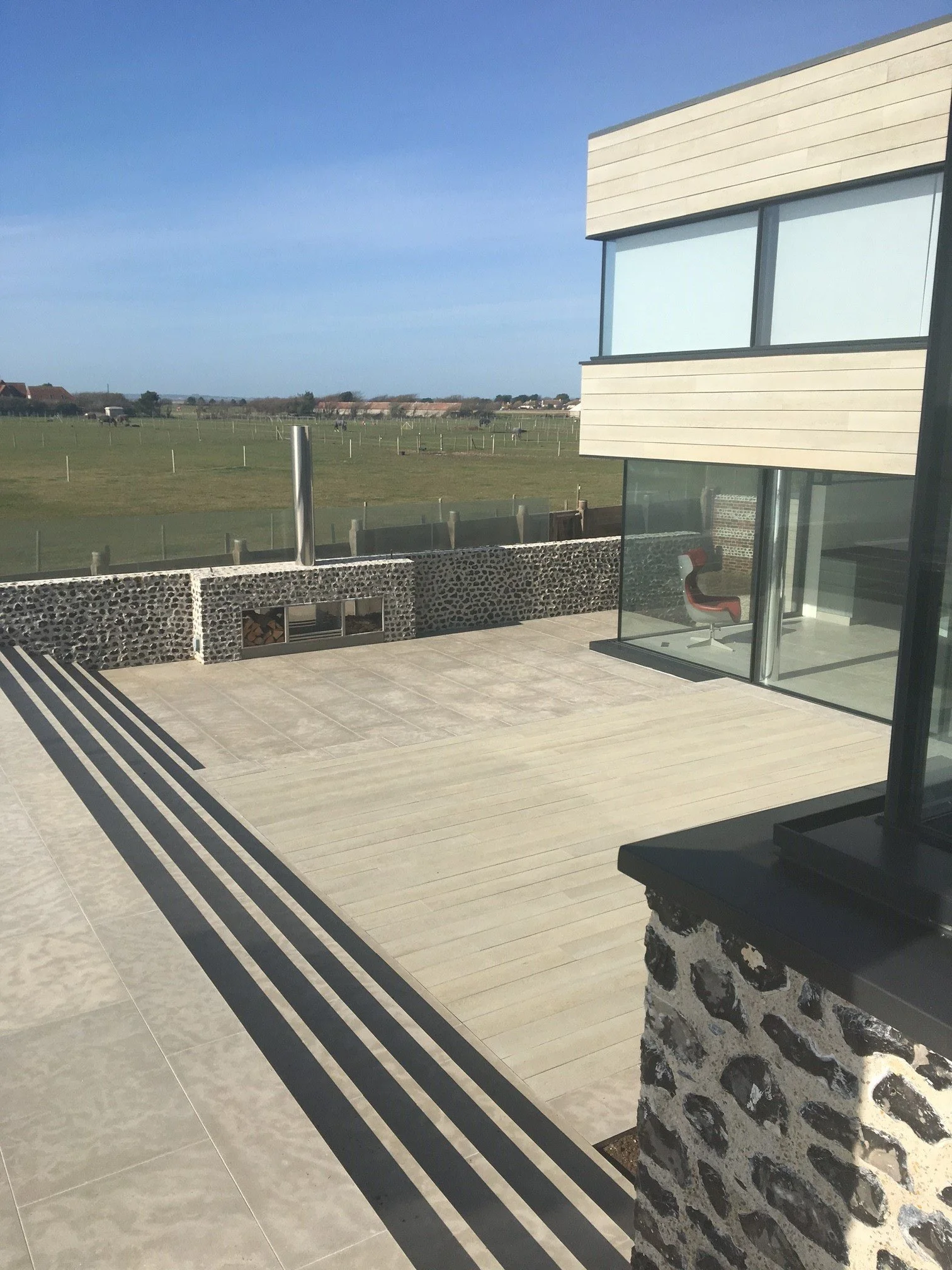 modern-flint-house-outdoor-kitchen-marine-drive-west-wittering-wscb.jpg