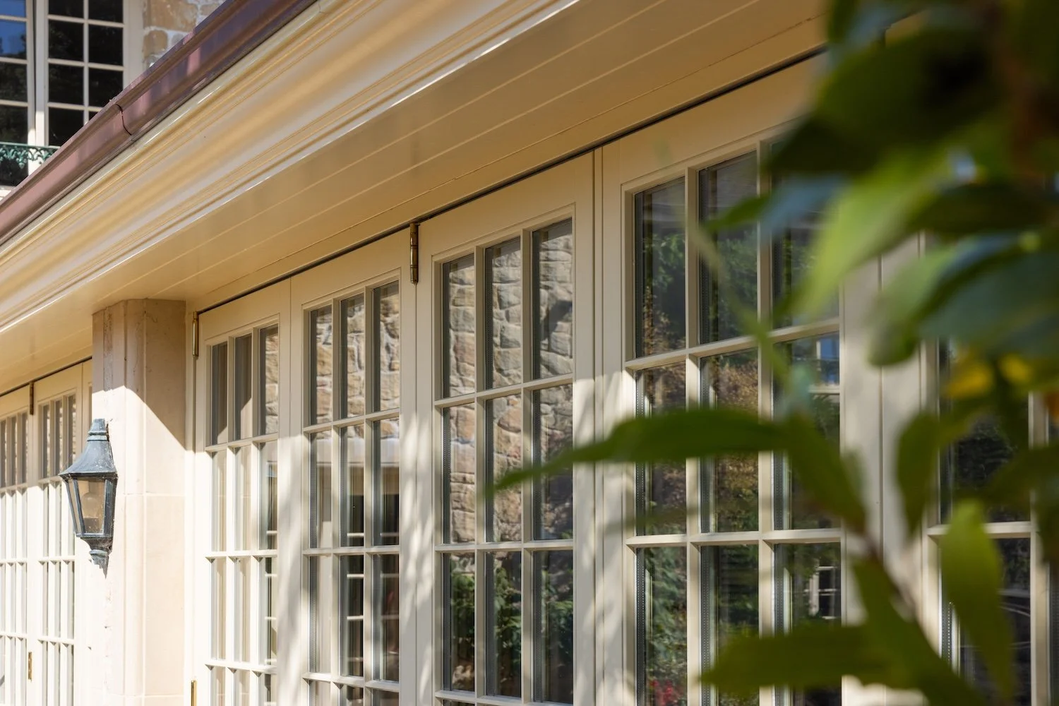 detailed-joinery-glazed-folding-doors-extension.jpg