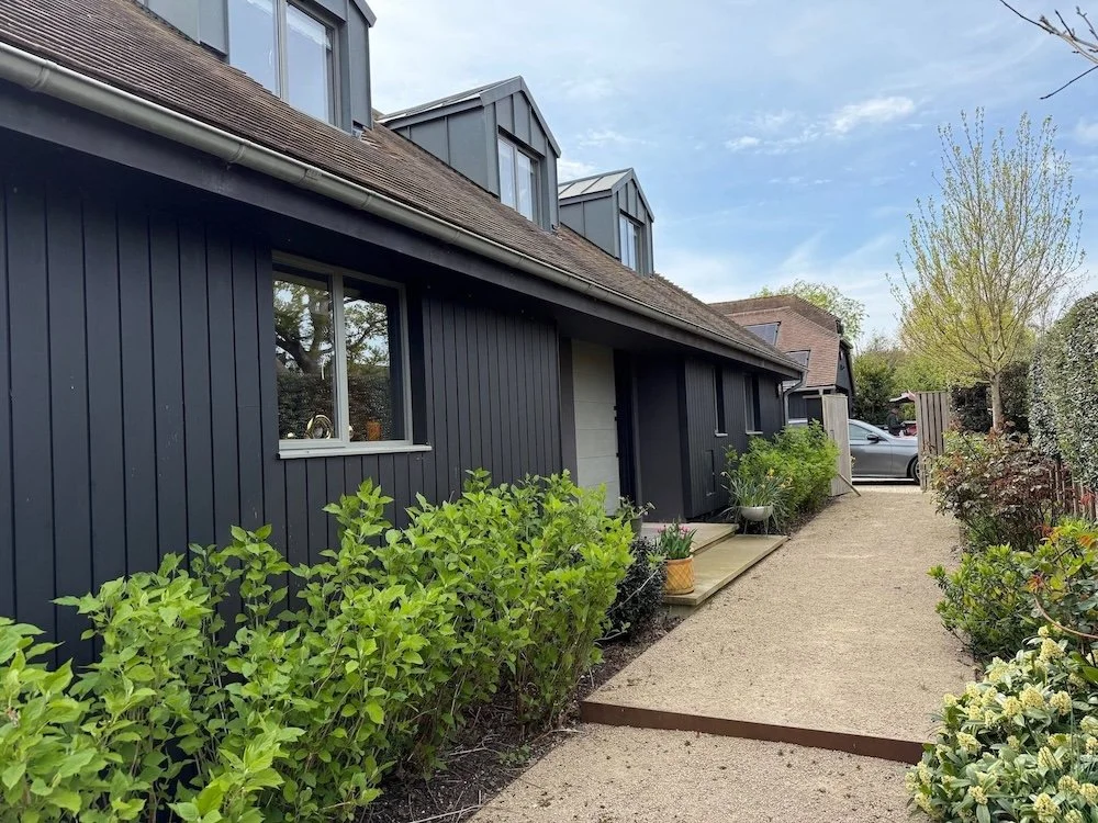 contemporary-bungalow-exterior-dormers-black-cladding-itchenor.jpeg