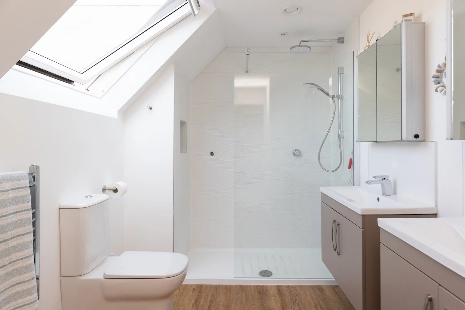 vaulted-en-suite-walk-in-shower-velux-window-selsey.jpg