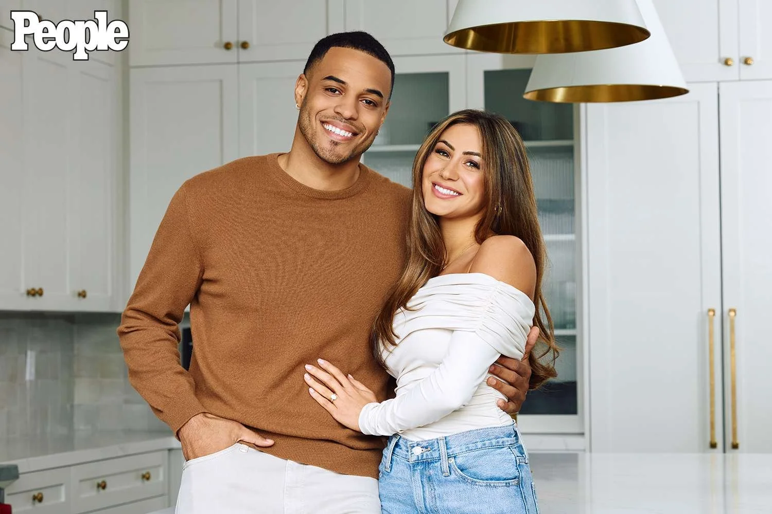 PEOPLE-Bachelor-Grant-Ellis-and-Fiance-Juliana-d8eba987088d4e2e8665e44ee408d069.jpg