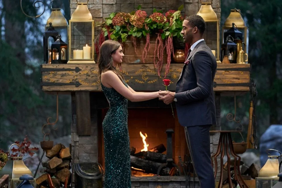 bachelor2-abc-ml-210316_1615905189733_hpEmbed_3x2_992.jpg