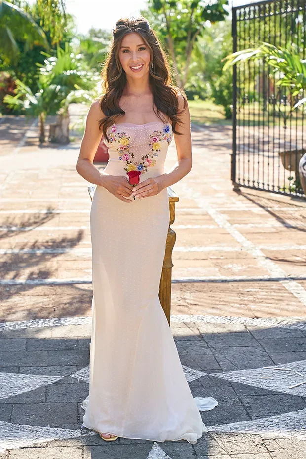 Gabby-Final-Rose-The-Bachelorette-ABC-embed-1.jpg.webp