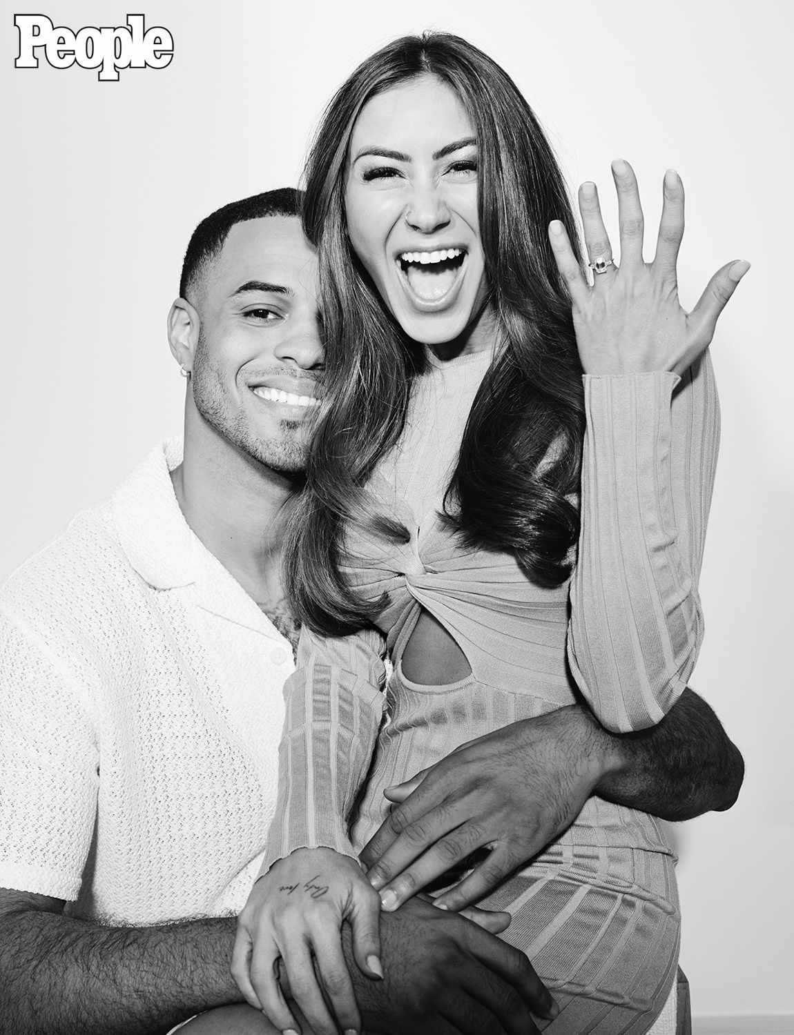 PEOPLE-Bachelor-Grant-Ellis-and-Fiance-Juliana-9-65781c417c7245d9aa91e9ce1cc1728c.jpg