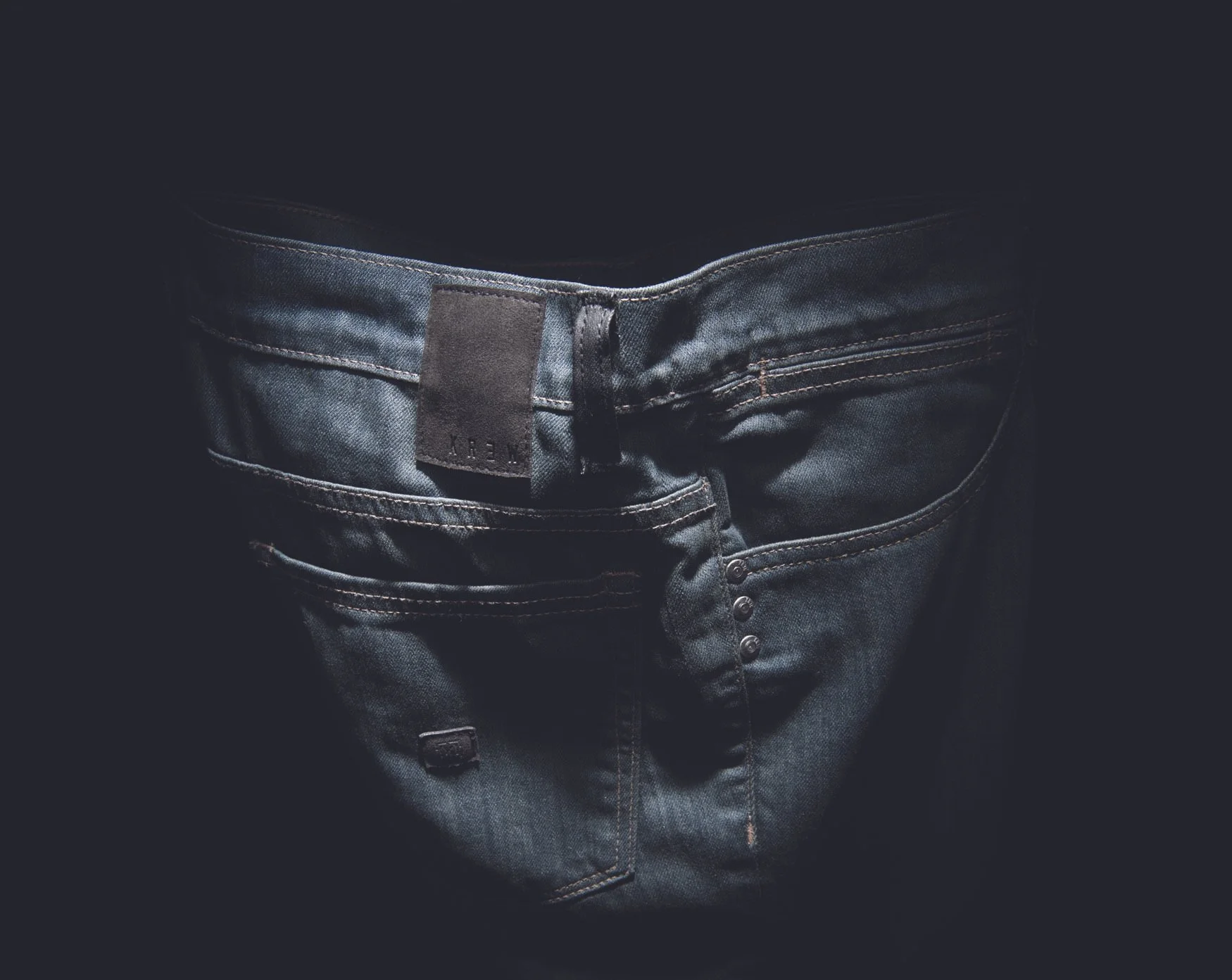 GREYRESIN_001.jpg