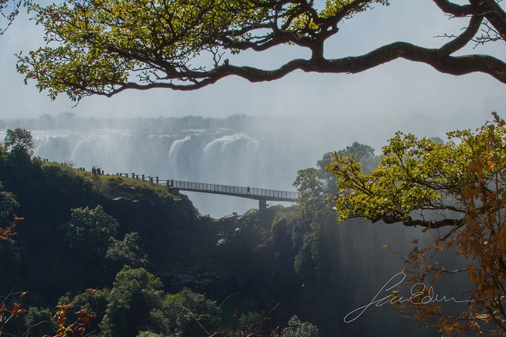 The spectacular landscape around Victoria falls.
