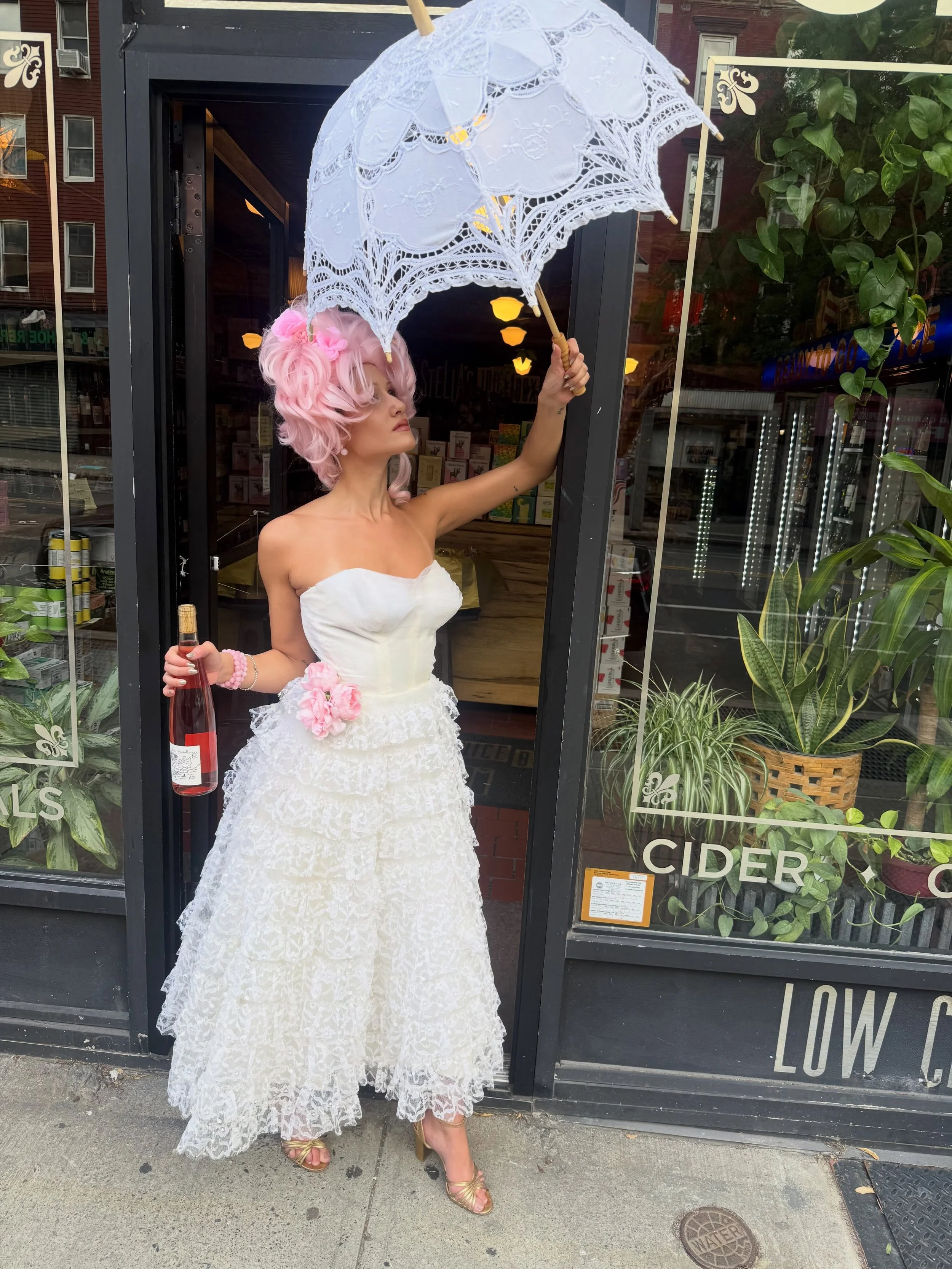romance, excess, and a little bit of drama 🎀
pulling from the world of 18th-century fashion: ornate details, delicate fabrics, ribbons, ruffles, corseted silhouettes, and dressing like you have nowhere to be but somewhere beautiful!

inspired by the