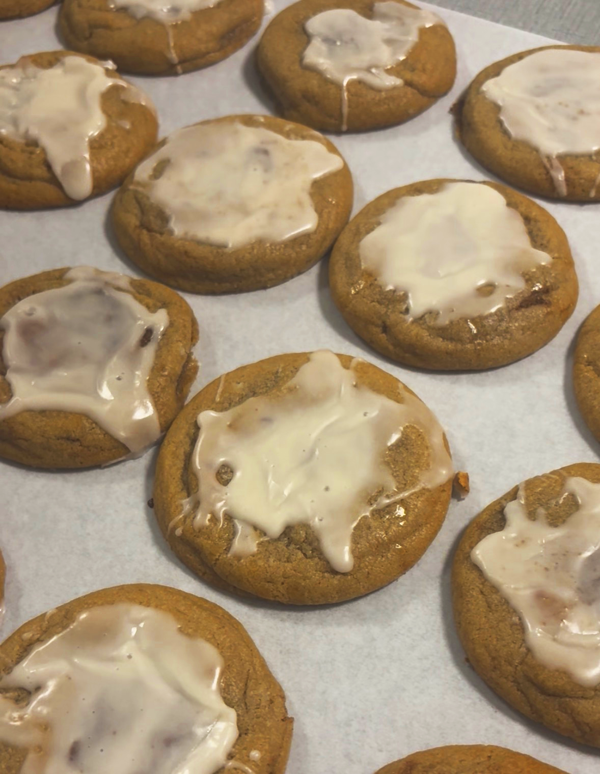 Cinnamon Roll Chunk Cookie
