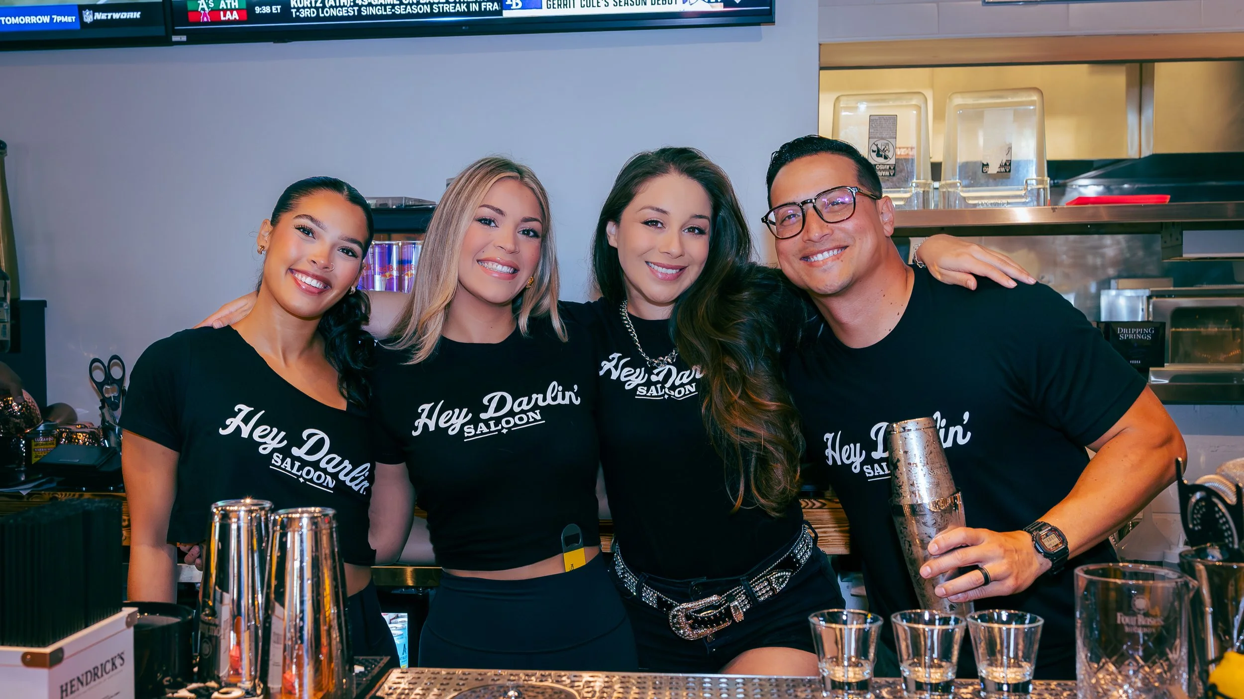 Hey Darlin' Saloon bar team in Houston Heights