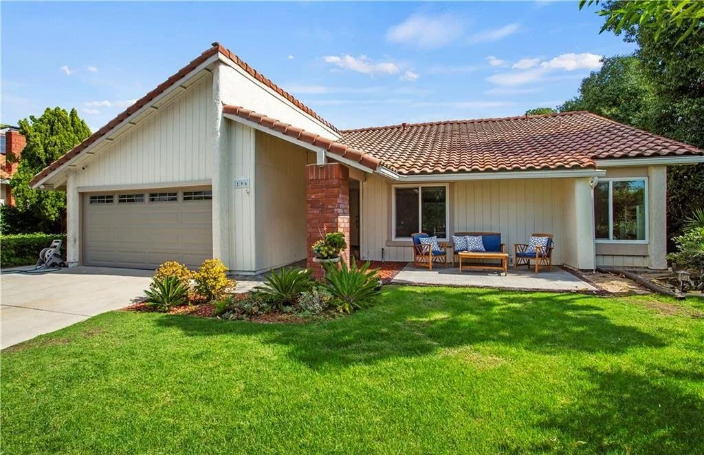 196 S Donna Ct, Anaheim Hills, CA 92807