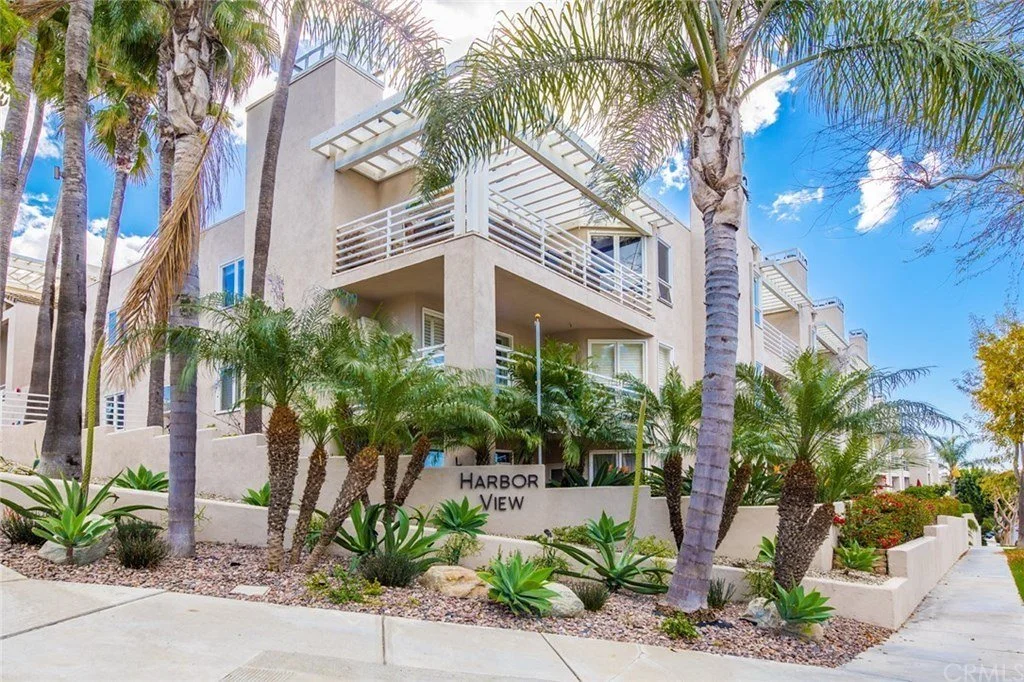 2602 E 20th Street Signal Hills, CA