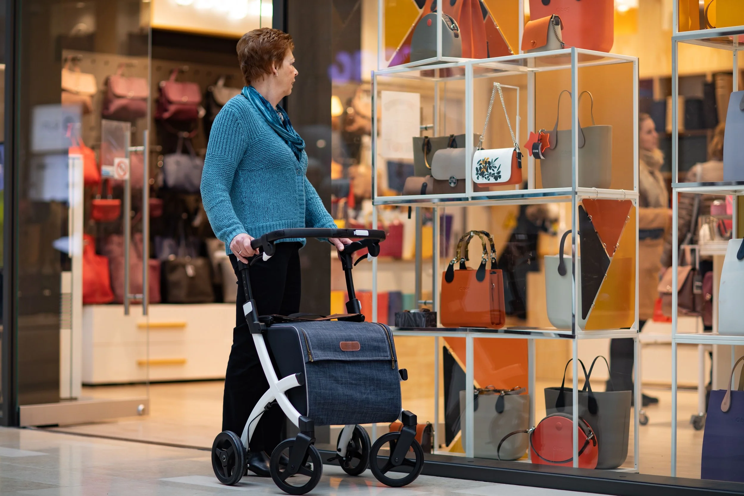 Adaptive Gifts for Seniors with Arthritis and Mobility Challenges