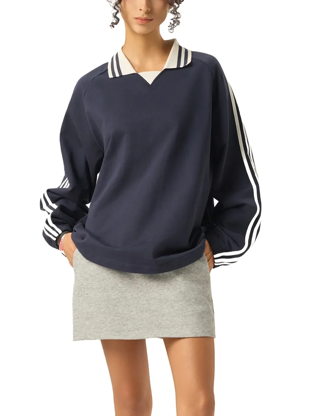 Contrast striped sweatshirt (black).webp