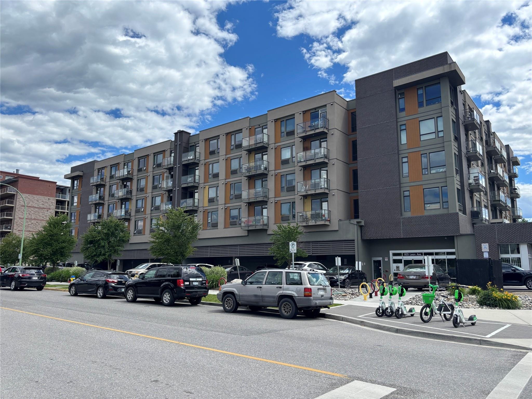 Court-ordered sale condo property in the Okanagan, BC