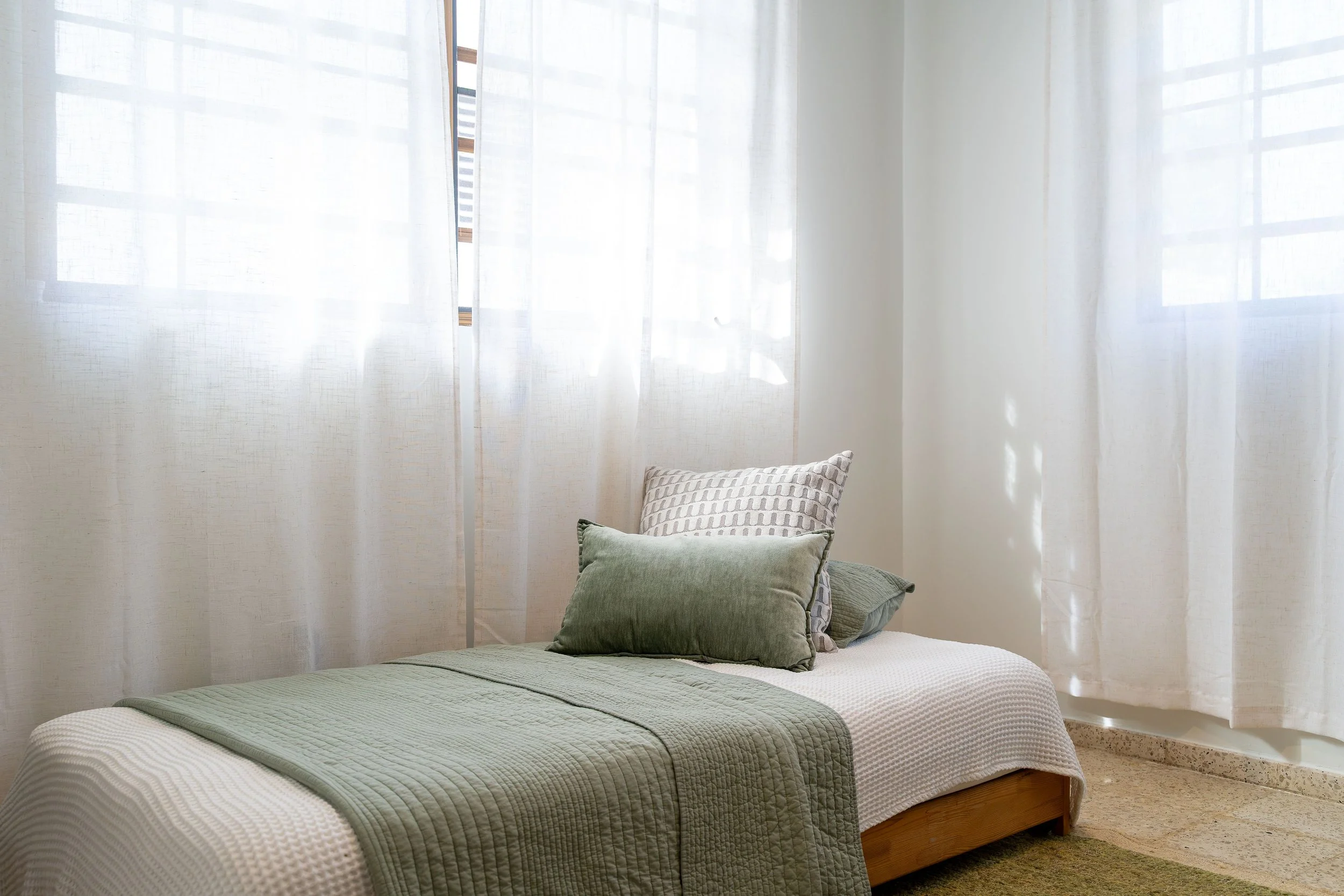 Guest bedroom / Home office