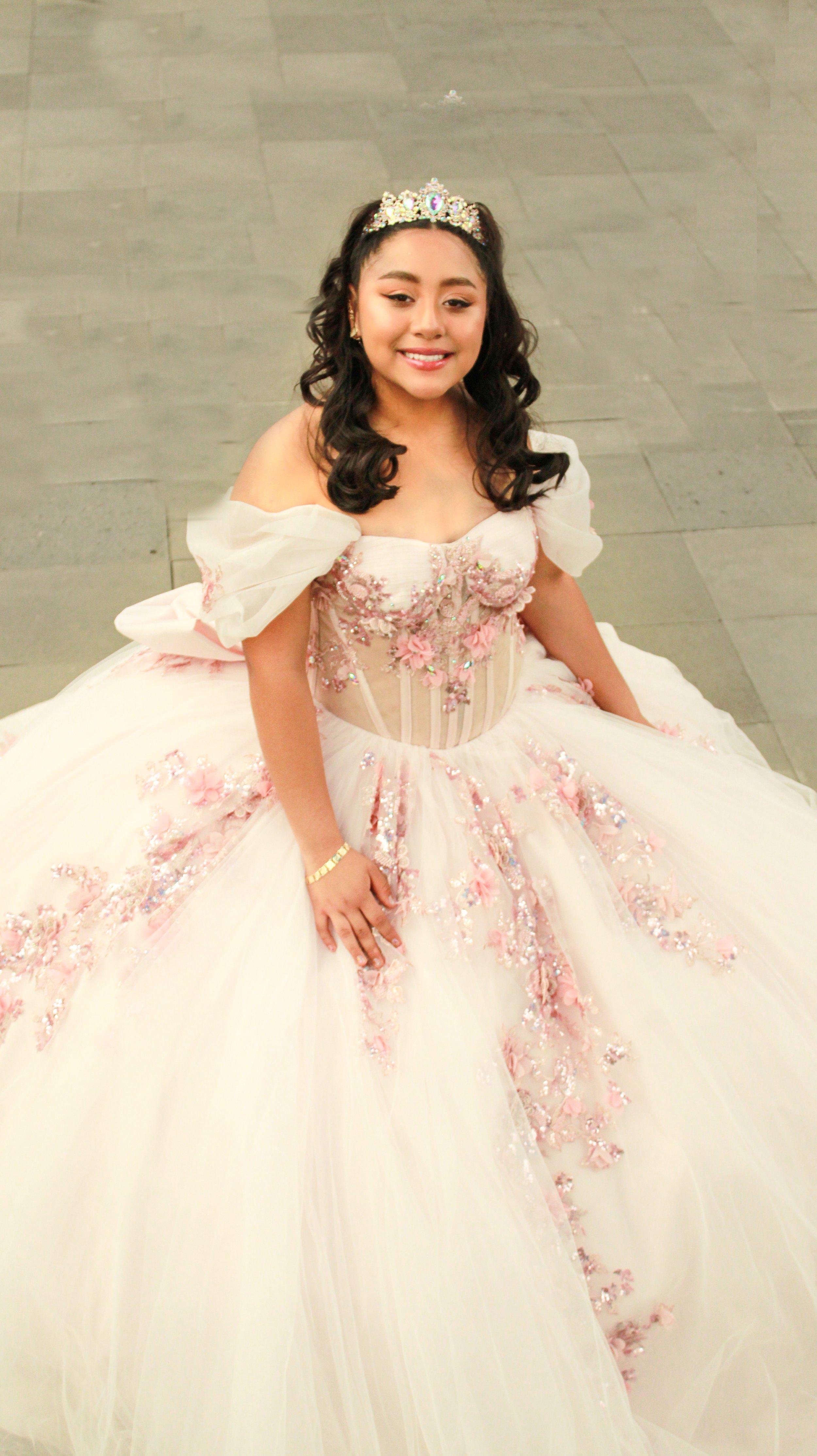 fotografia-quinceanera-vestido-princesa-limone-eventos.jpg.jpg