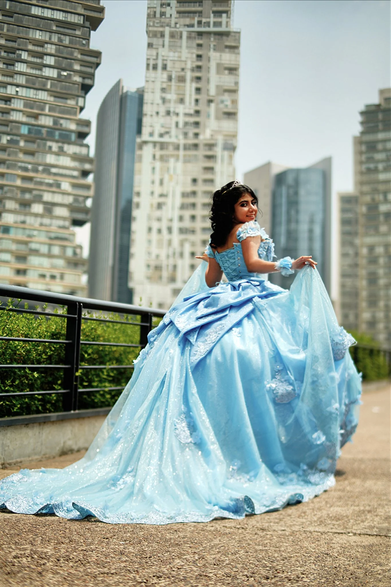 fotografia-editorial-xv-anos-vestido-azul-exteriores.jpg.jpg