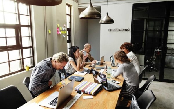 Your Role in Building an Inclusive Workplace: Employee Responsibility in Fostering Equity and Diversity