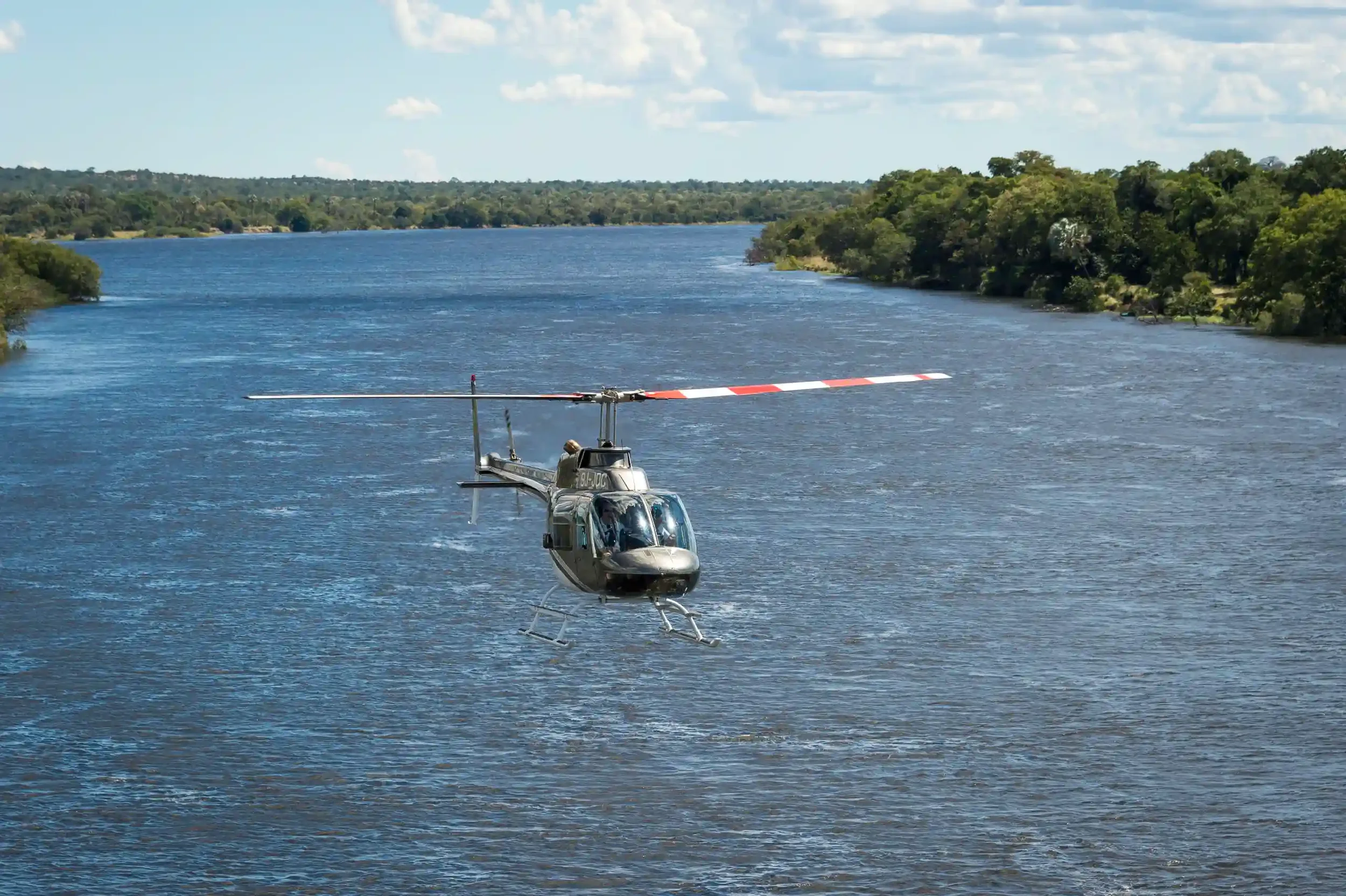 national-park-helicopter-flight-african-safari-experience.webp