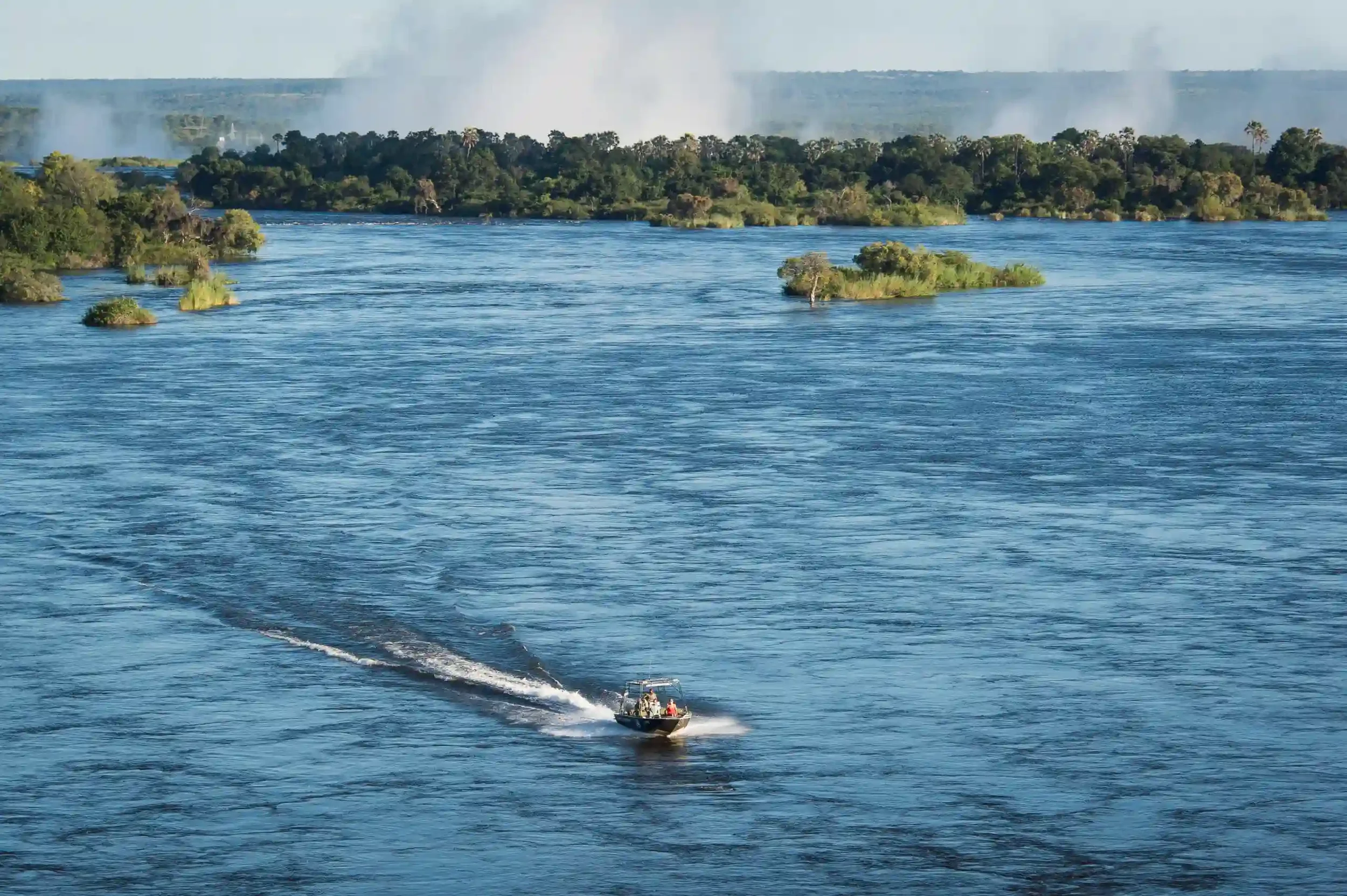 river-safari-speedboat-african-safari-experience.webp