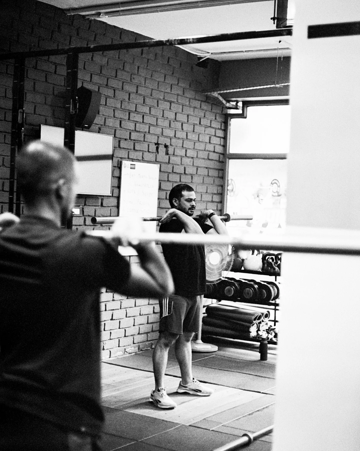 Some lovely photos of the lovely people at @crossfitlifeperformance . The only downside to shooting people working out at the gym is that you feel like a slob on the drive back 😅
These were shot on Double X 200, which is slowly becoming my favourite