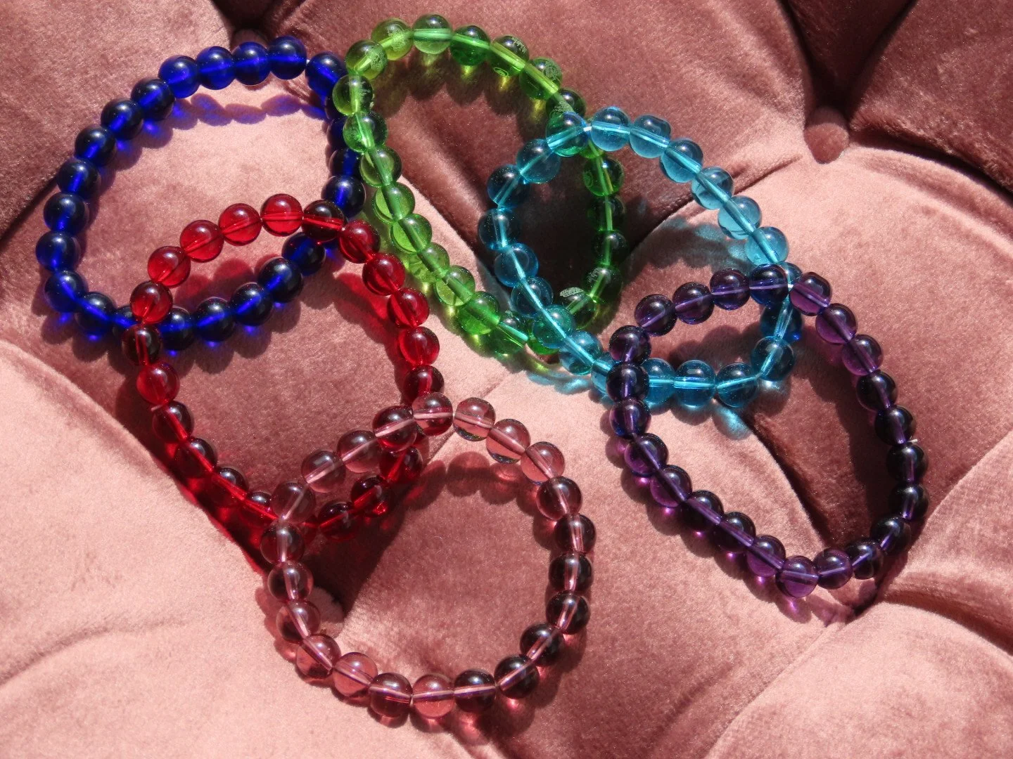 Berry bracelet small beads with colourful designs and limited styles