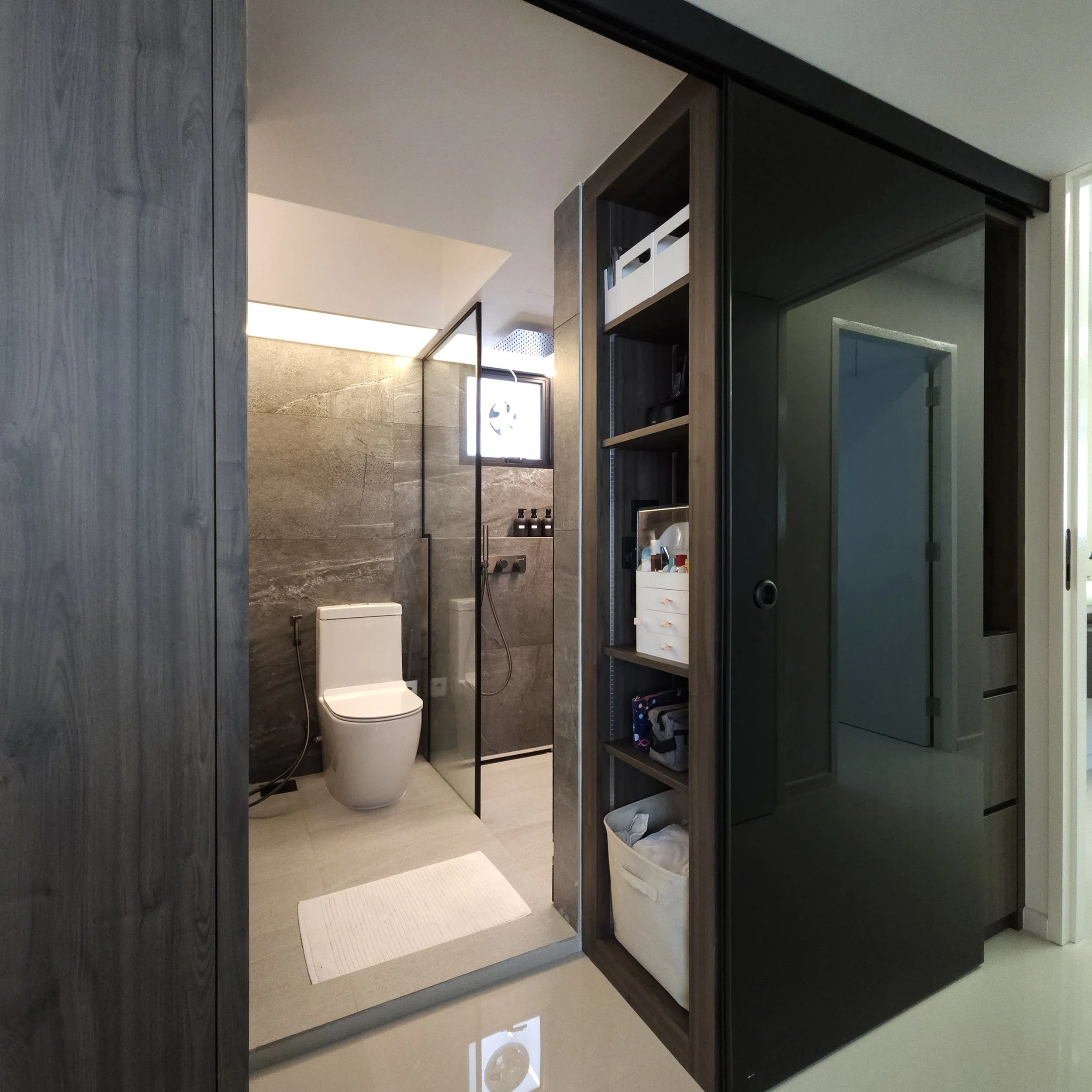 X3 master bath.jpg