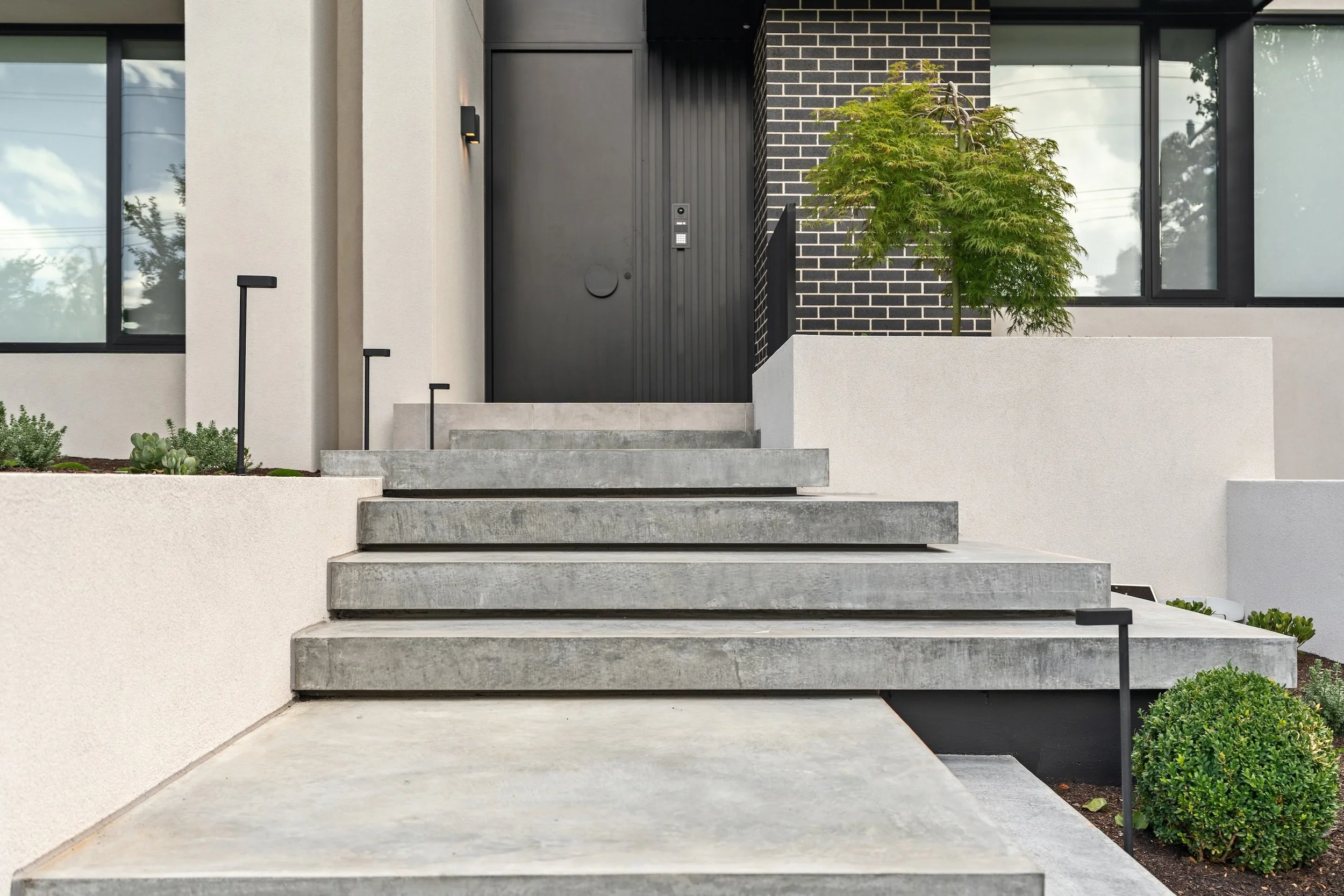 Floating & Cantilevered Stairs