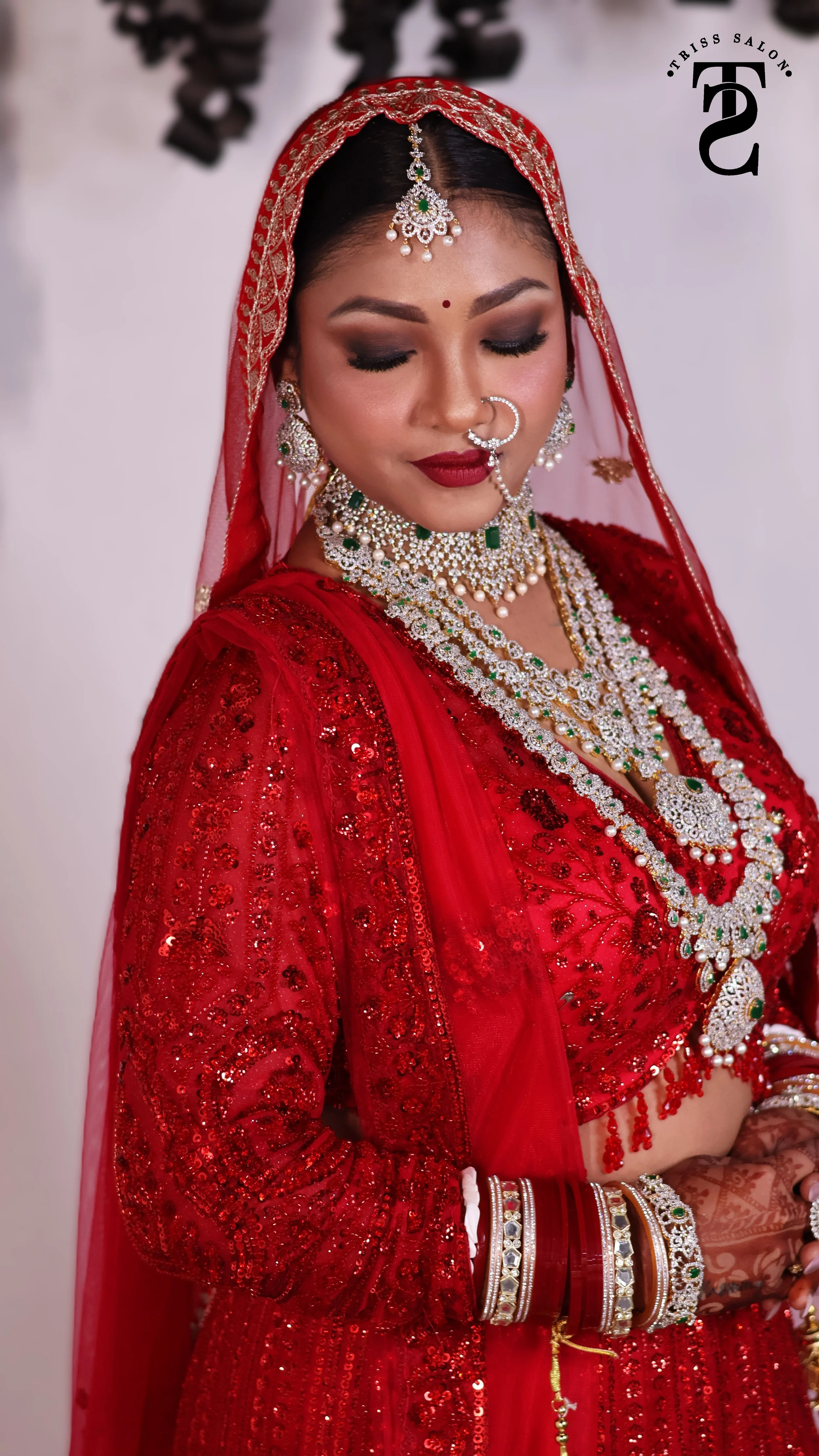 Copy of whatsapp posts(makeup)-02.jpg