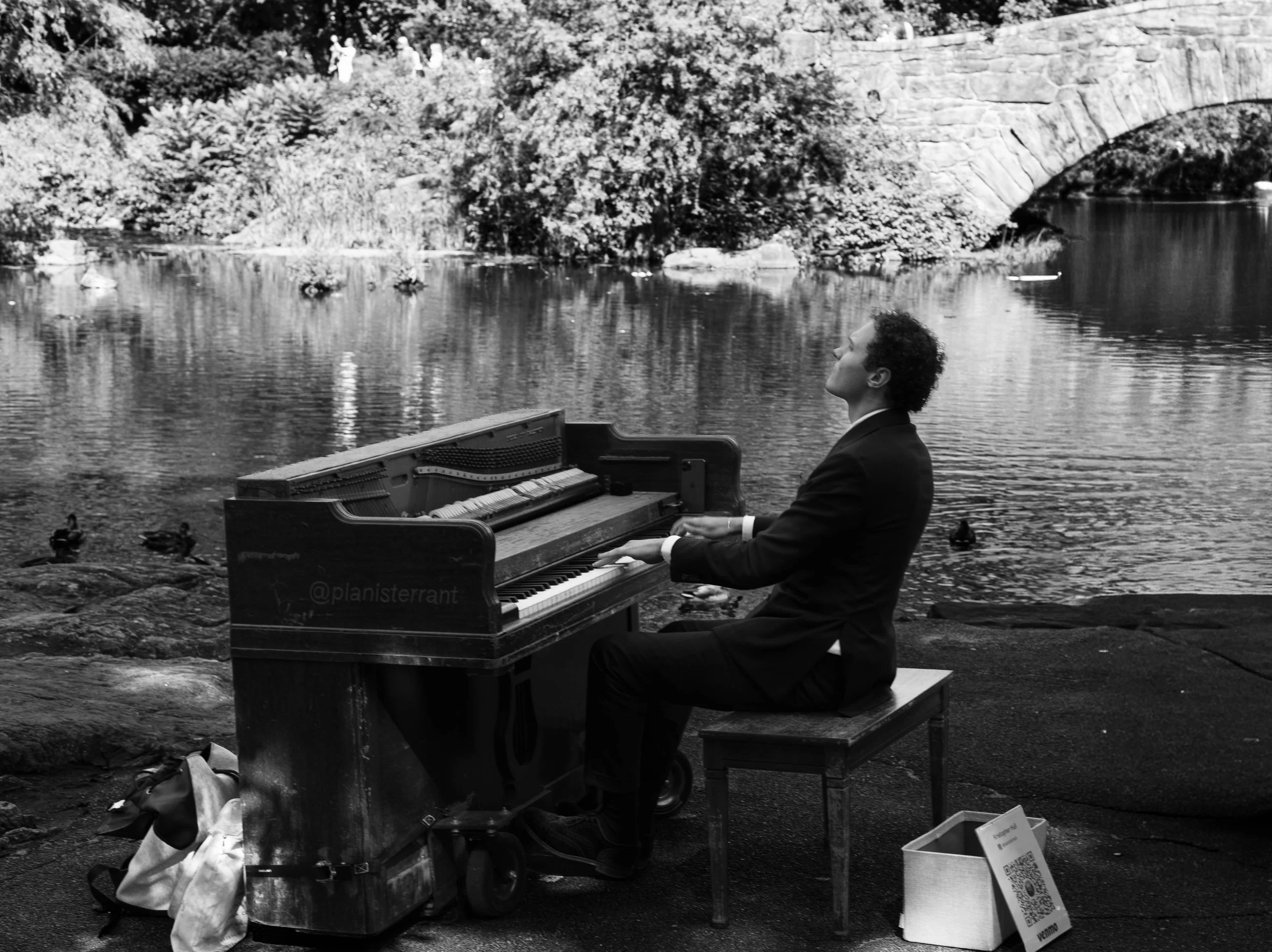 piano man 1 B&W.jpg
