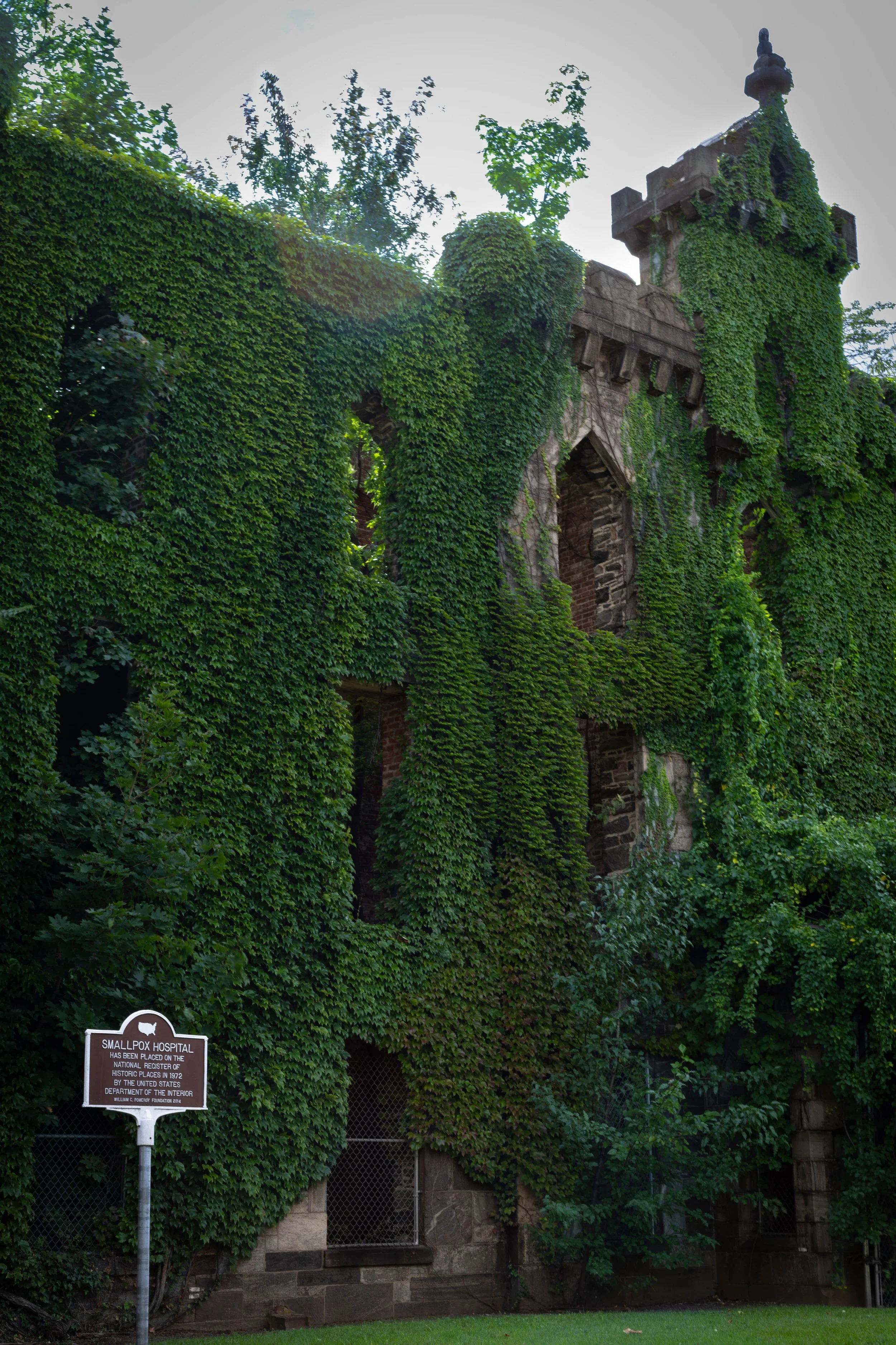 rosevelt smallpox hospital.jpg