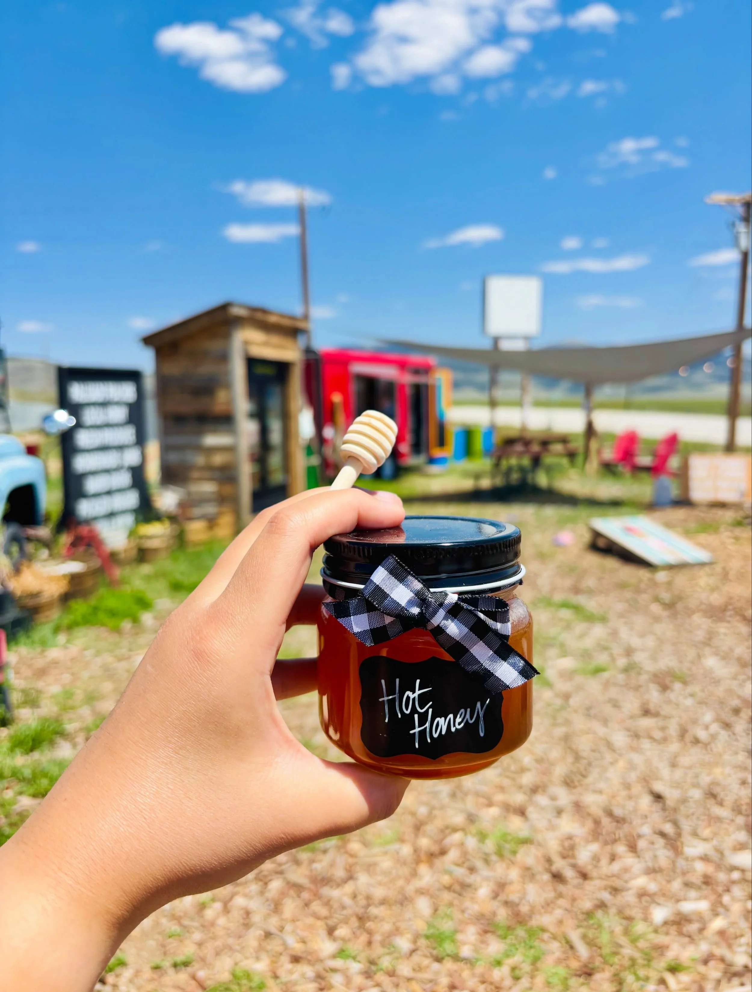 Had a fabulous time finally stopping by @kikispeakproduce! If you&rsquo;re in the South Park area, you definitely need to check this place out and grab some fresh produce and local goodies. :)

#colorado #explorecolorado #southpark