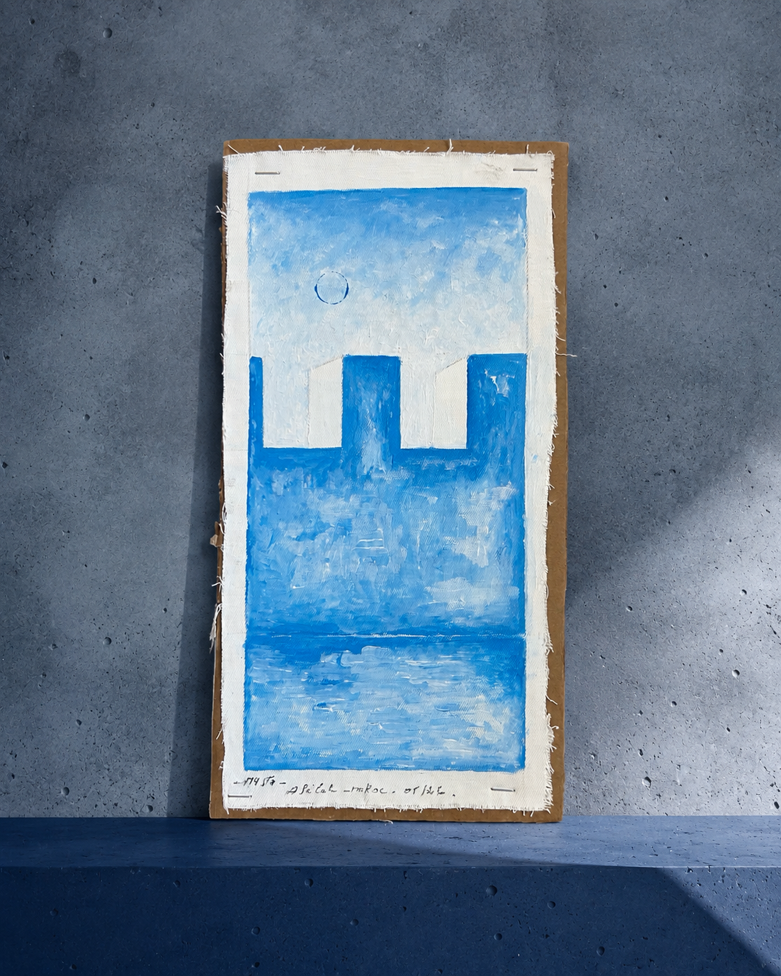 An evocative study of Asilah’s historic ramparts, rendered in luminous shades of blue and white. The artist reduces the fortified architecture to a striking geometric composition, suspended between landscape and abstraction. Paint on canvas, mounted 