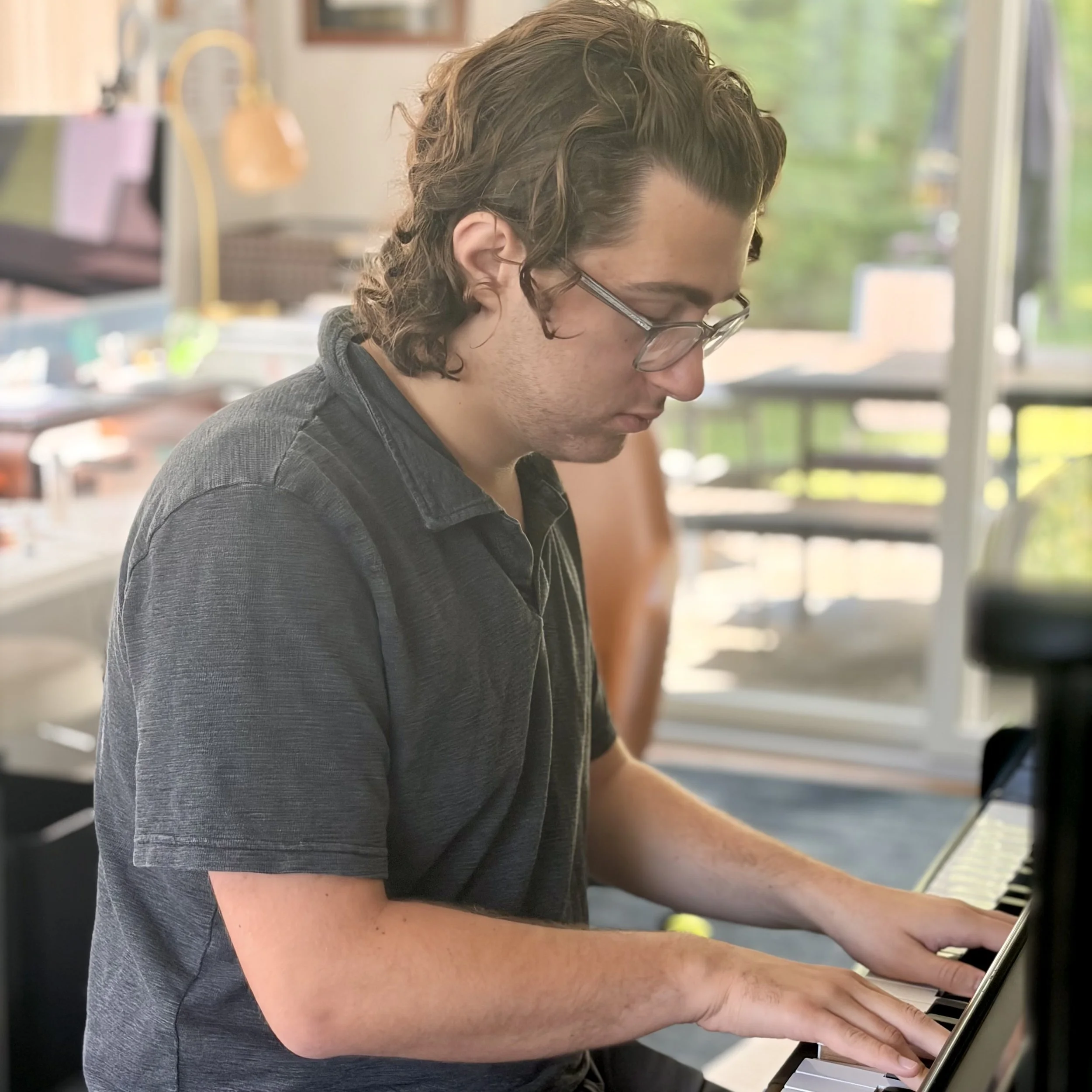Singer-Songwriter