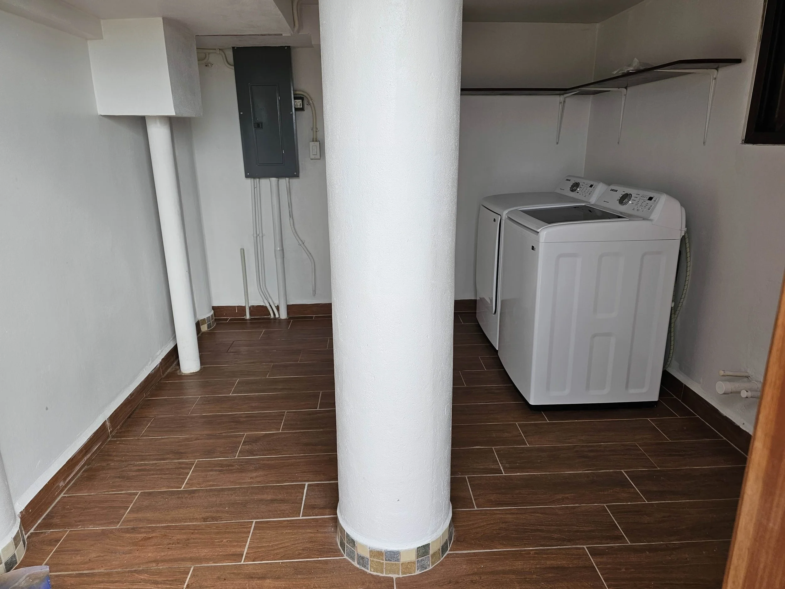 Laundry Room .jpeg