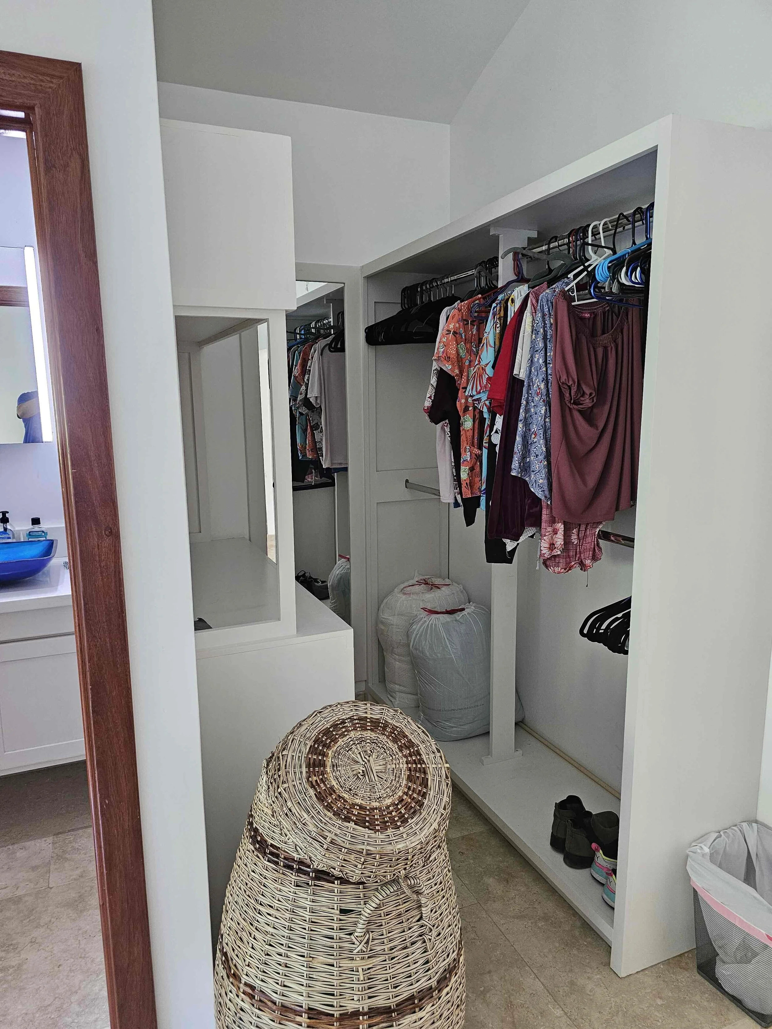 Closet.jpg