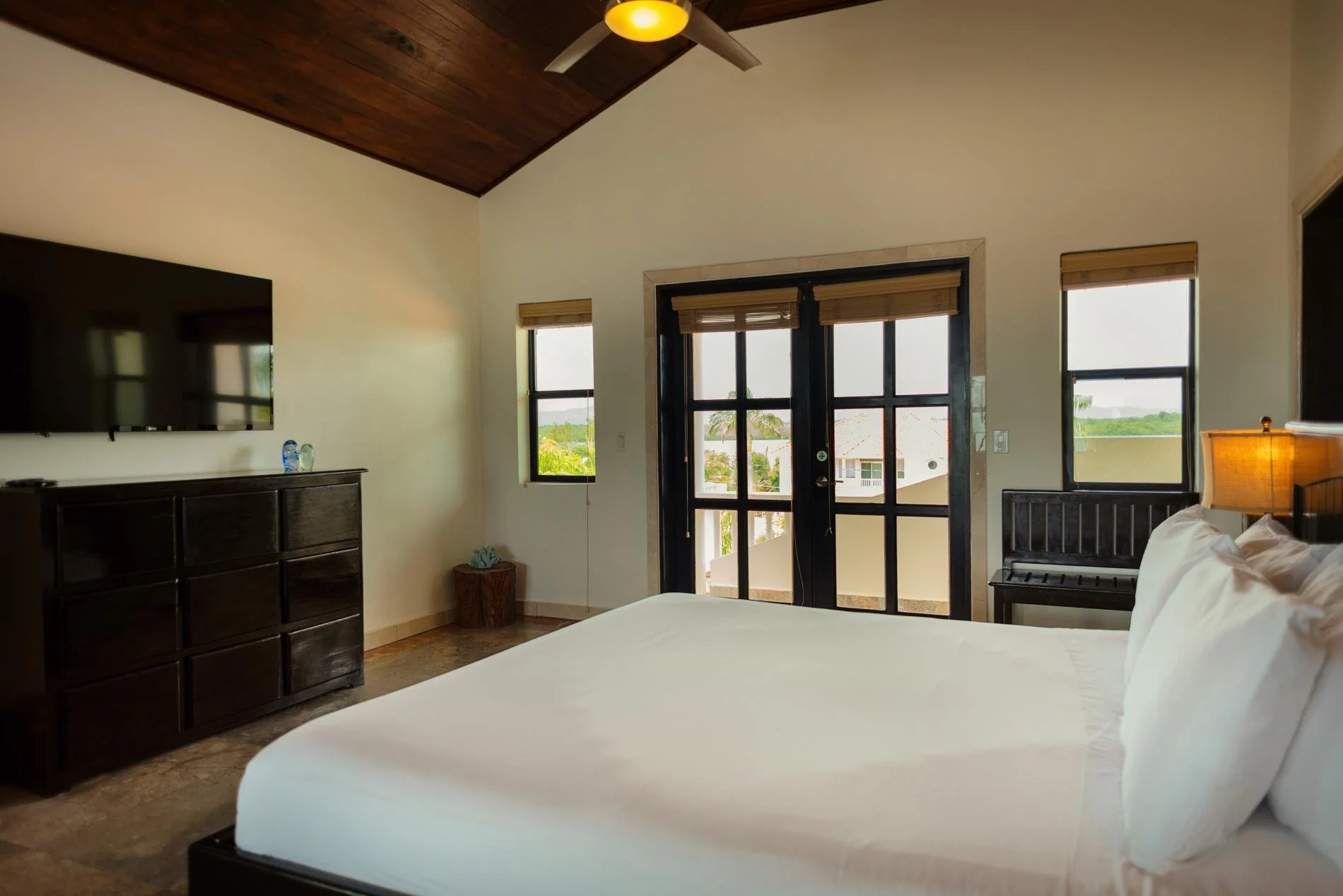 JG 27 Bedroom.jpg