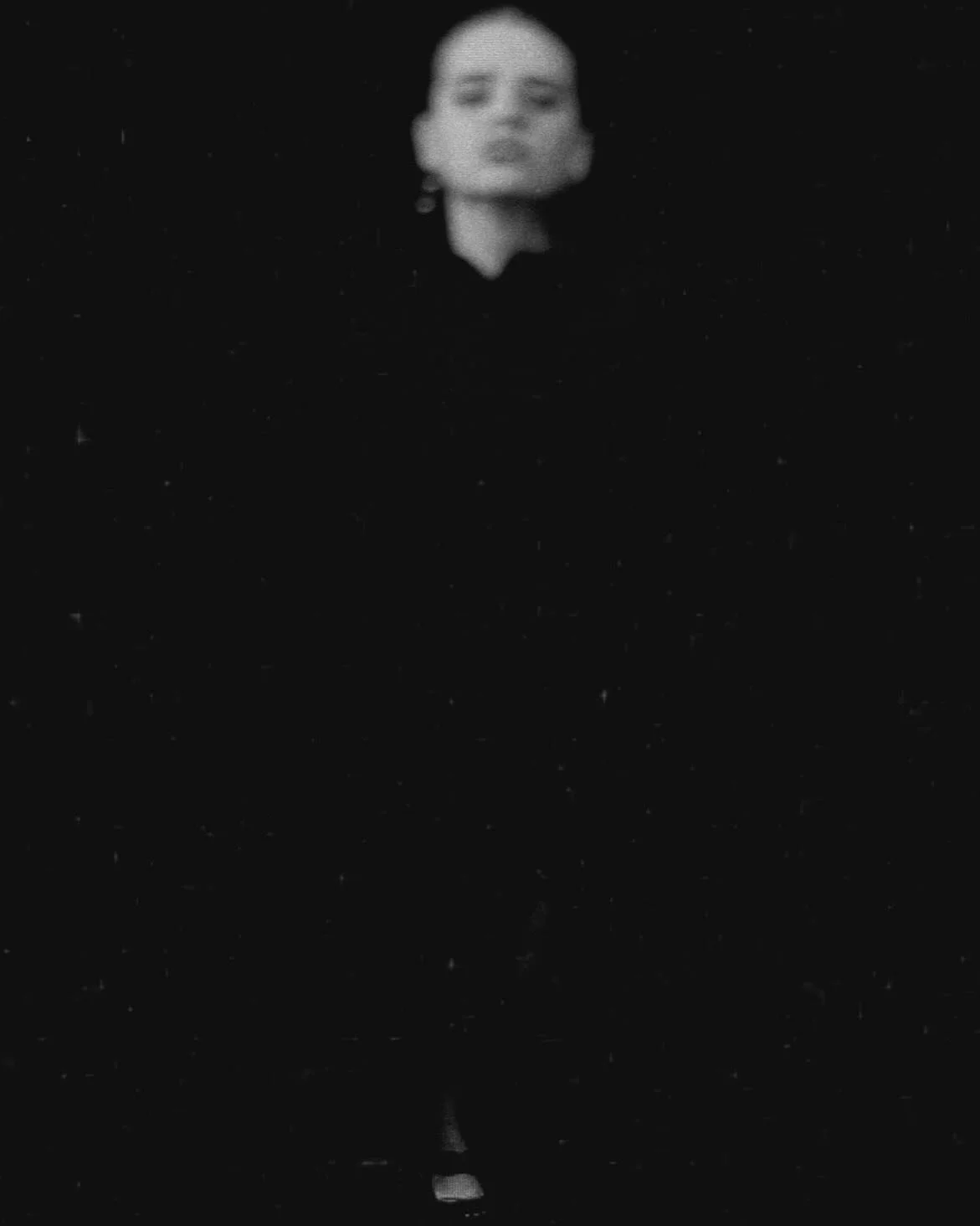 I did a fashion shoot for Morley College.I was very inspired by @timwalker and Wonderful Things book which was my motivation for the shoot. The photo I share here doesn't reflect the theme of the shoot and it is nothing that I delivered to the custom