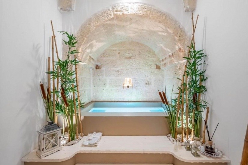 3-Bed Historic Palazzo with 2 Independent Units, Fasano, Italy, €325,000