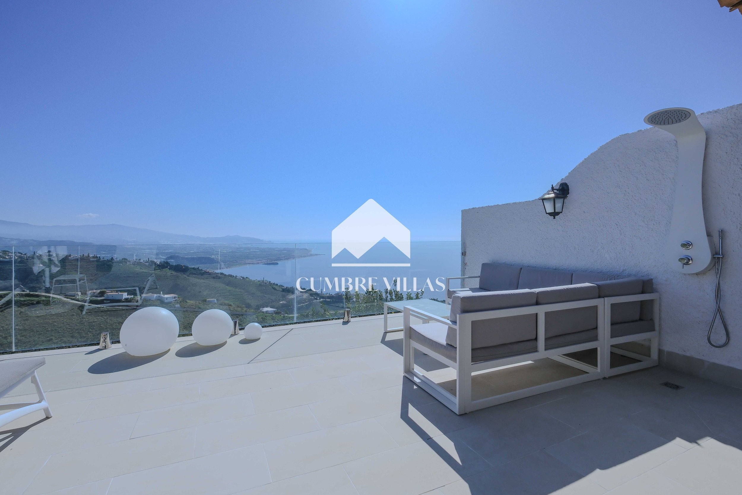 3-Bed Renovated Country House with Pool, Large Plot, and Sea Views, Salobreña, Spain, €495,000