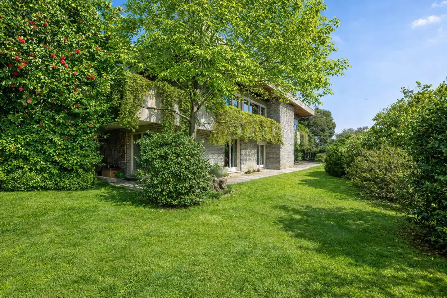 The Buyer Playbook: 4-Bed Architectural Villa with Garden and Double Garage, Sangiano, Italy, €490,000